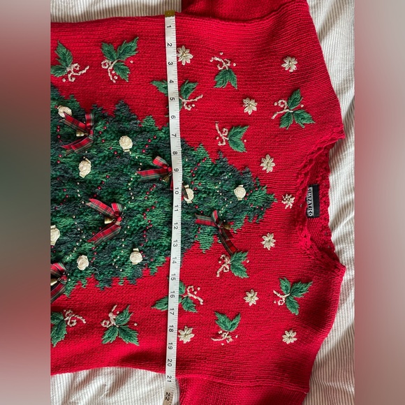 Ultimate Vintage Christmas Sweater - Picture 8 of 9